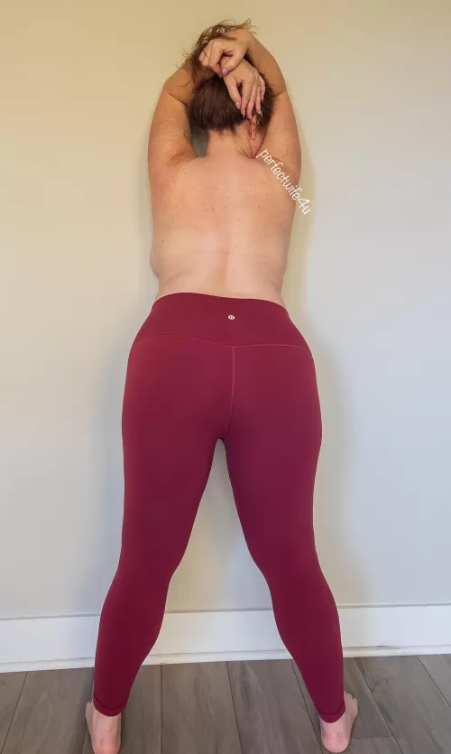 Spank my ass and take me against the wall by perfectwife4u