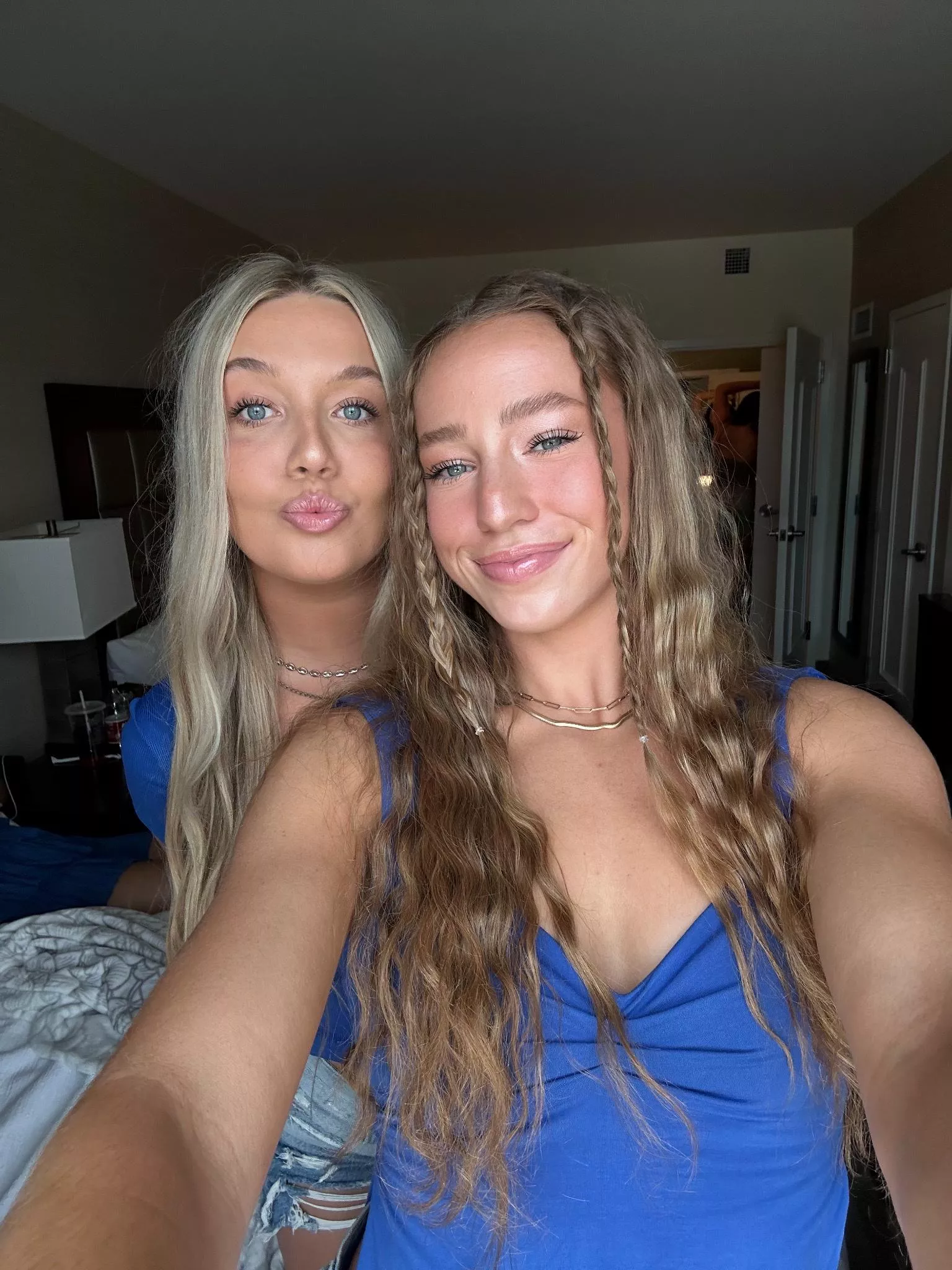 tough choice posted by insecure_walrus