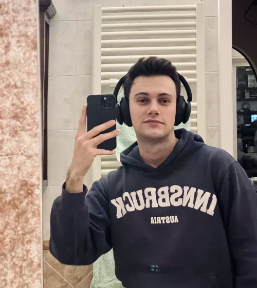 Which song am I listing to? by Salt-Honeydew354