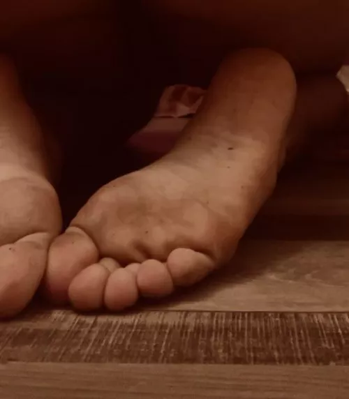 Who wants my soles by Sissyslut638494