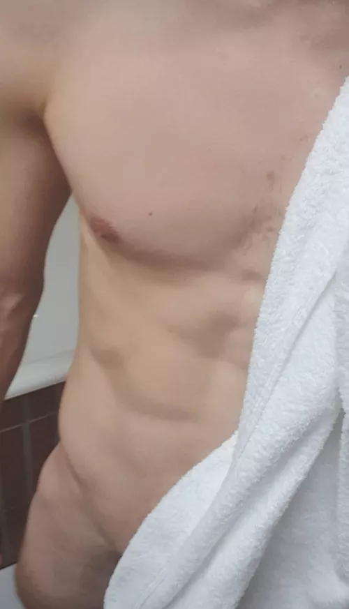 24 Anyone fit or muscular wanna chat with me and have fun. Add my instagram: batica_gym99 by [deleted]