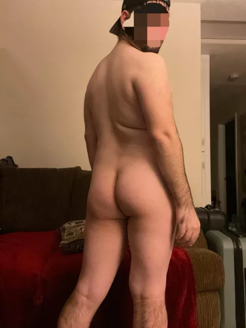 [28] sorry man, you caught me changing clothes by randomone007