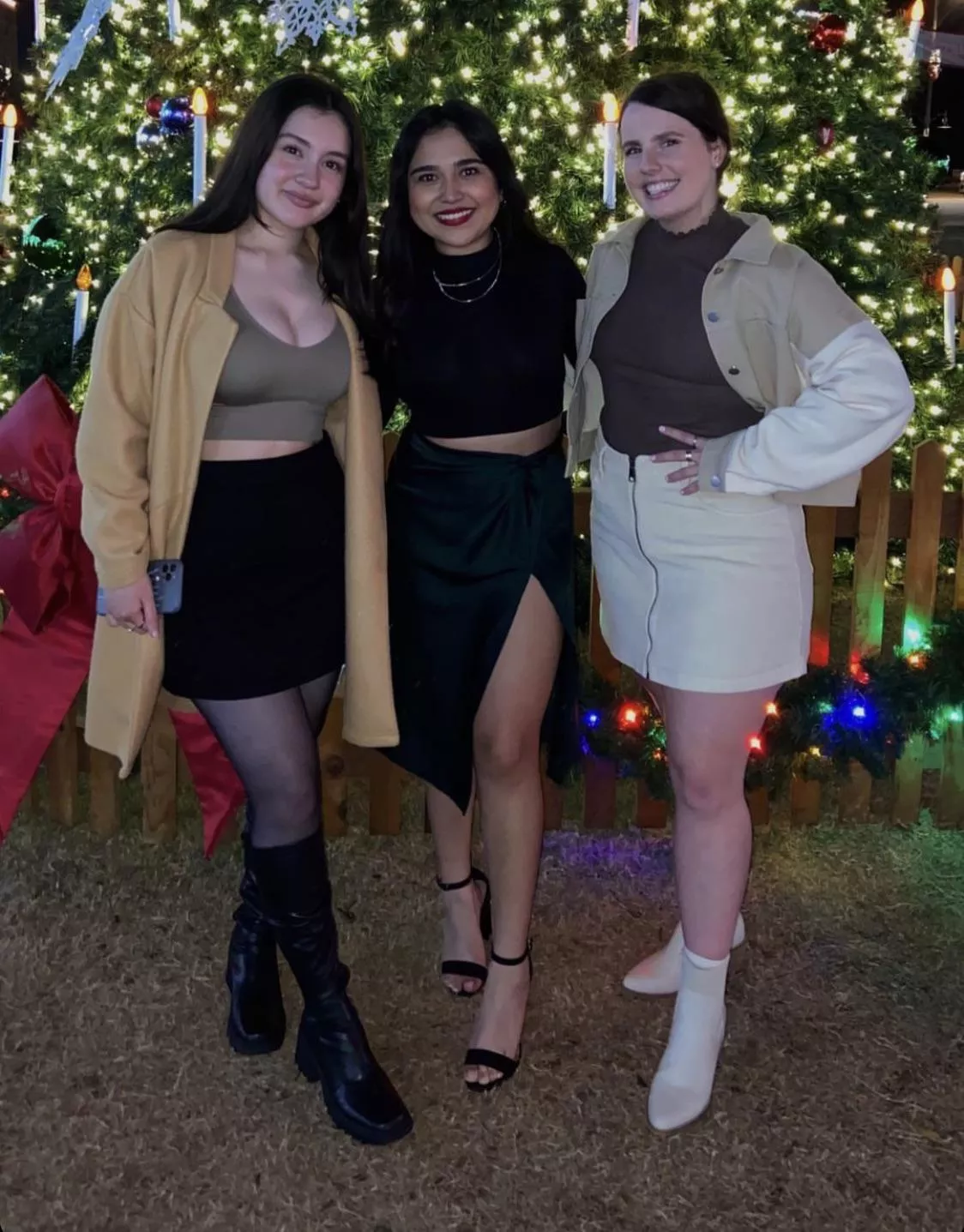 [3] Which girl you picking? posted by OutrageousItem1922