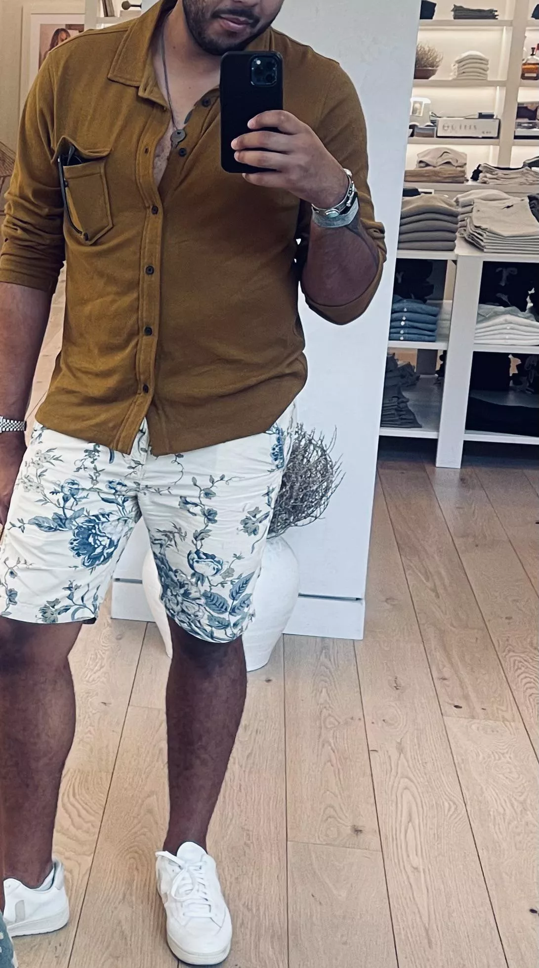 35M Houston, Galleria area - Want to have drinks tonight? posted by mrandmrsnola