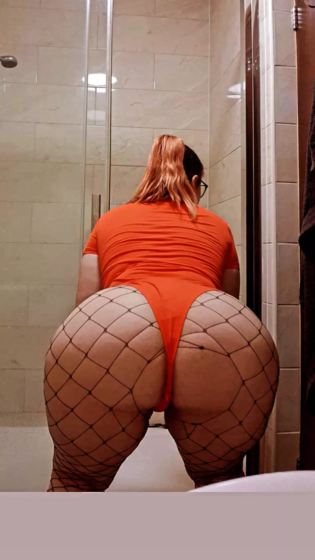 Can i sit on your face sir ? 🔥 🥵 ❤️ 😈 posted by Curvy-Queen69