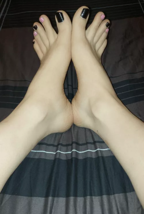 Comment if you want my feet on your dick by Luvvvvalot