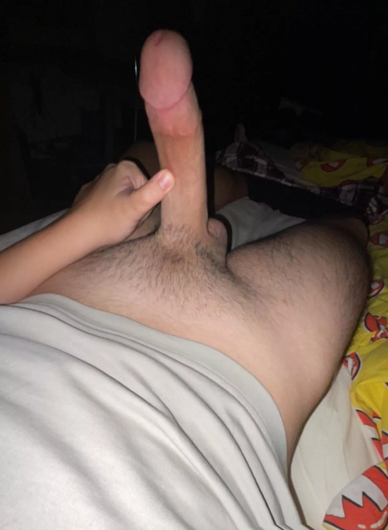 Could you resist if I asked you to suck my dick? posted by collegeboi02