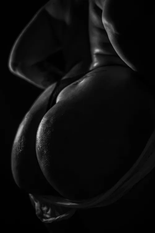 Embracing the allure, goosebumps and all—just the way you crave it ;) by geekareen