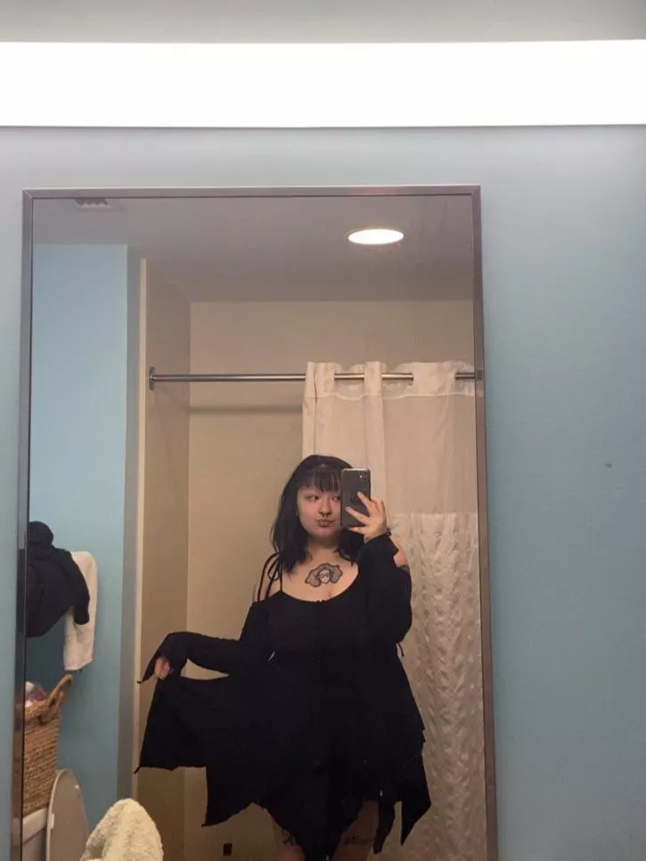 fairy dress 🧚🏻‍♀️ posted by g0thmxlf