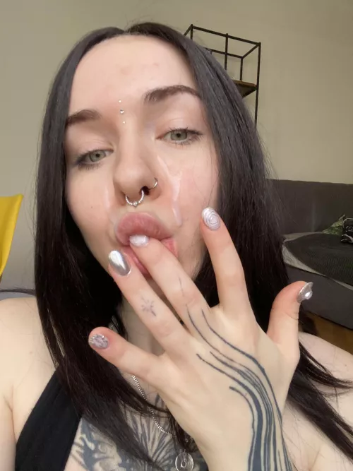 Good girls get cum instead of tears by keysipurple