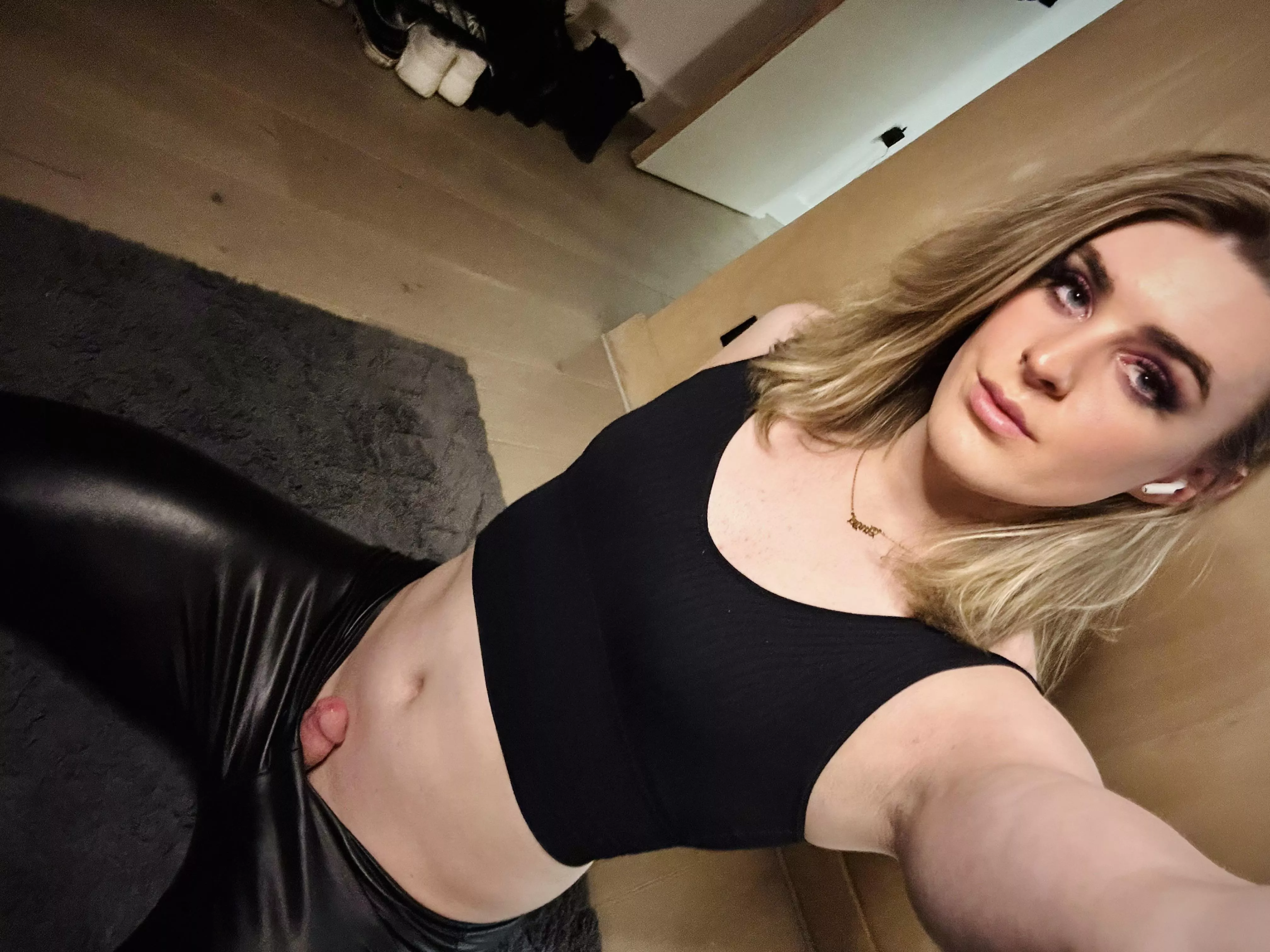 Happy to see you 😉 posted by laramcx