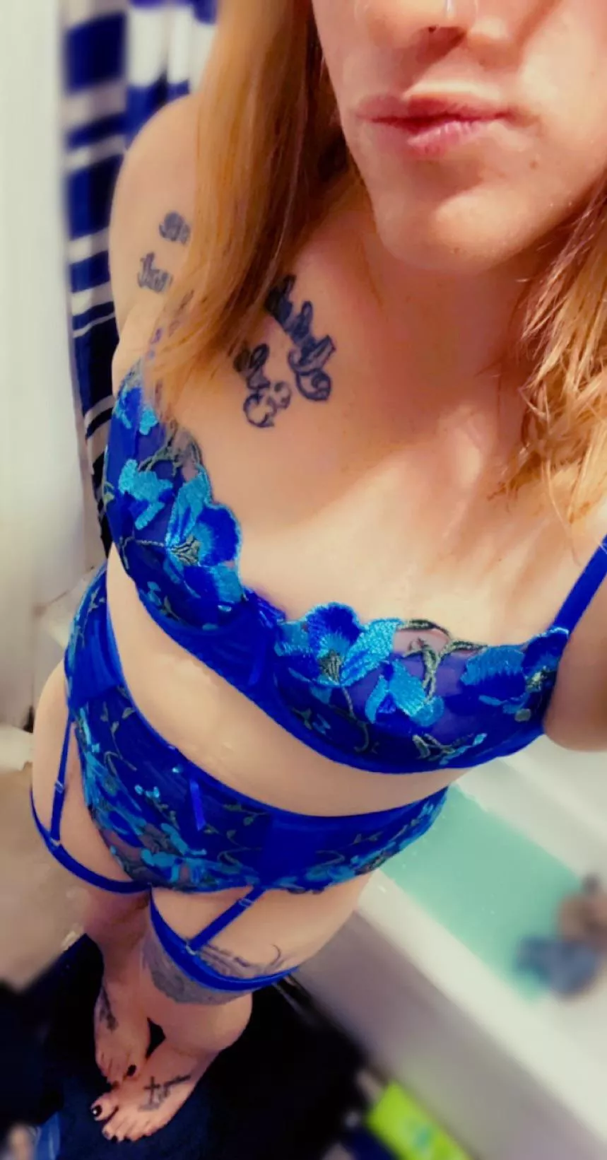 Hello new lingerie 😁😍 posted by Charming_Amphibian29