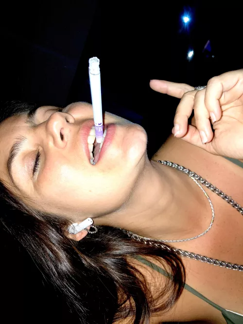 Hi hi … first time here ! by Propie1