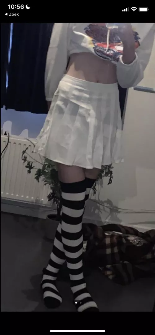 Hii im booooored by uhhykwho5