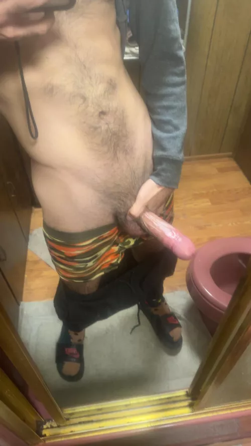 Hmu I’m horny by Impressive_Eagle_165