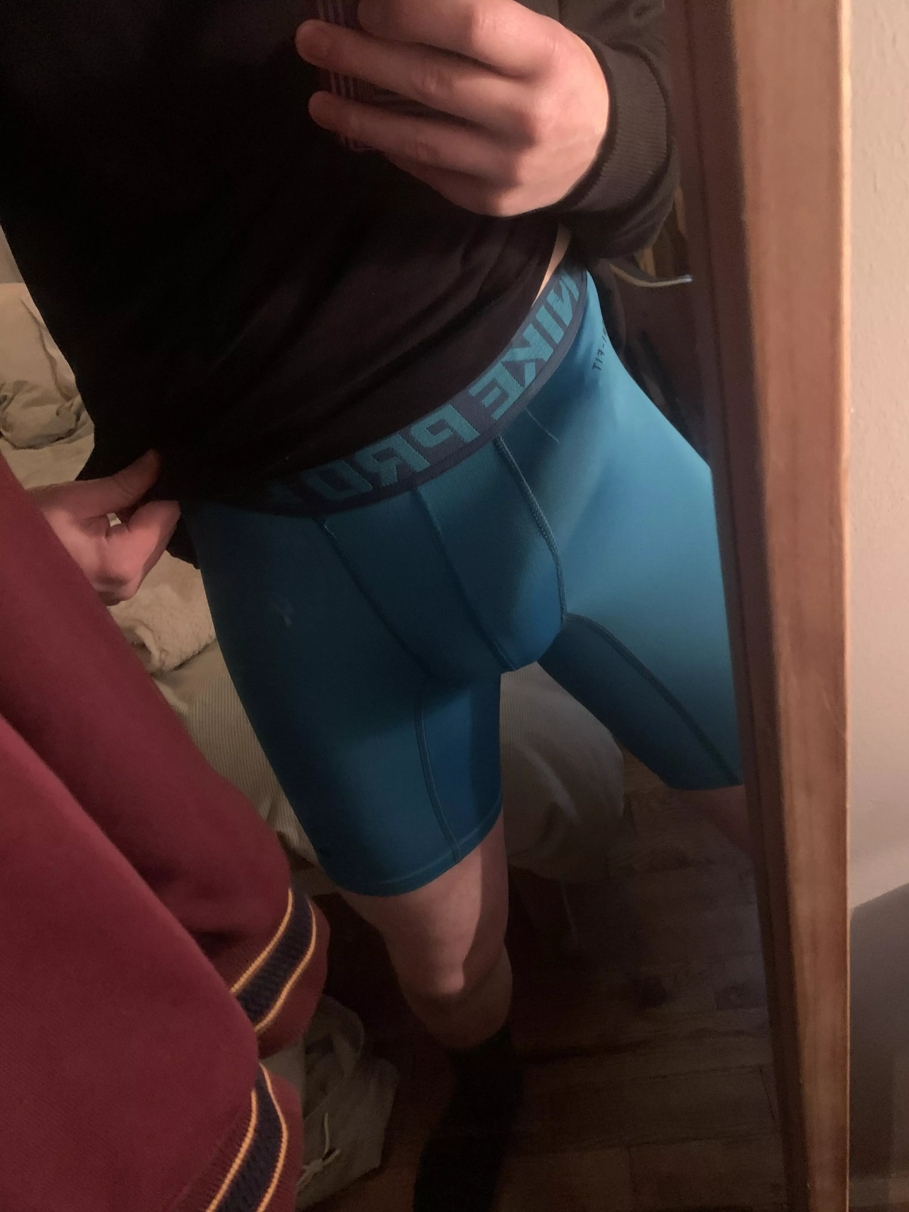 How I fill out my tight shorts (18) posted by secretboyfrien