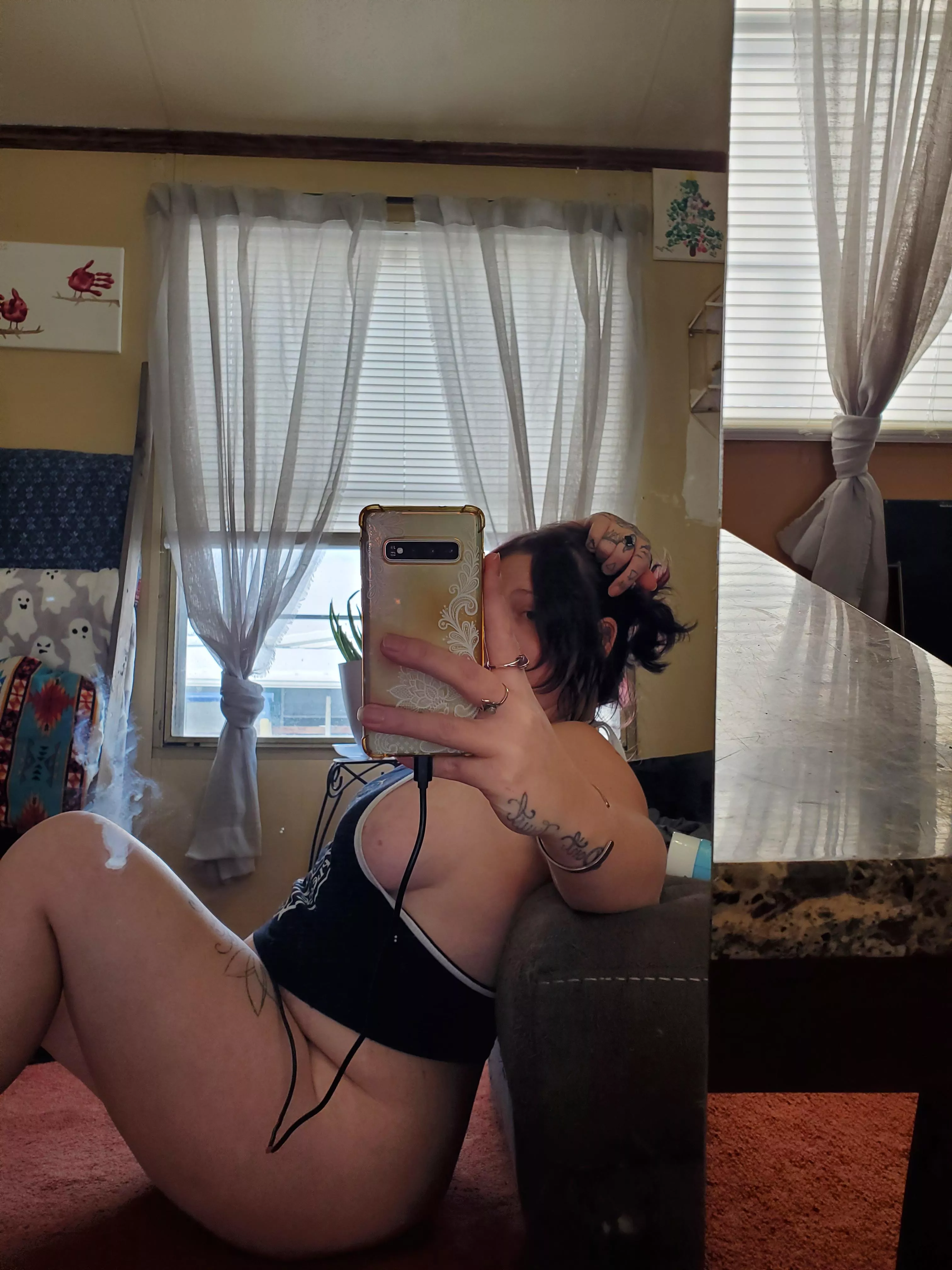 How's the side view posted by Lunaa_Jay