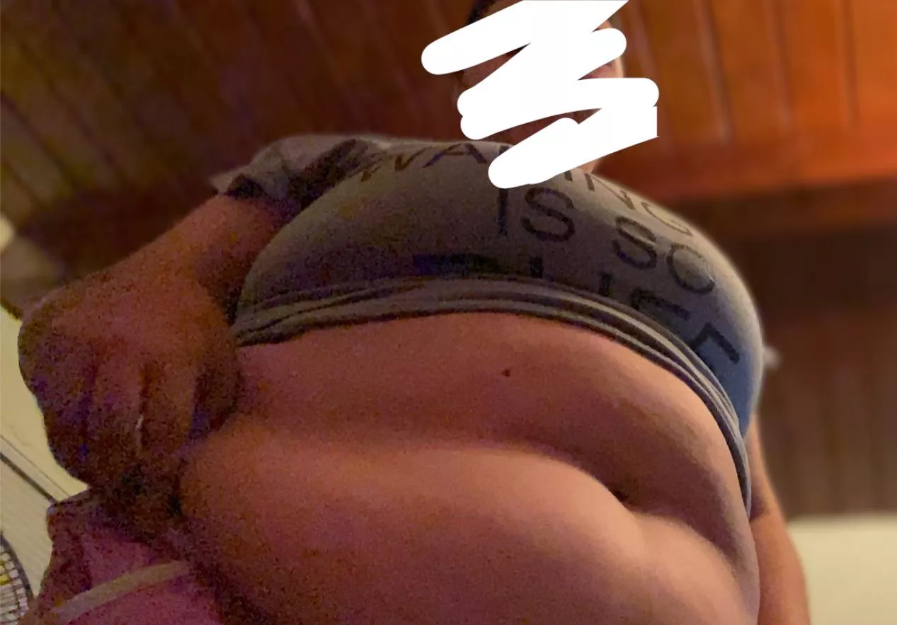 I need rubs 😞 and a valentines posted by BabyNps