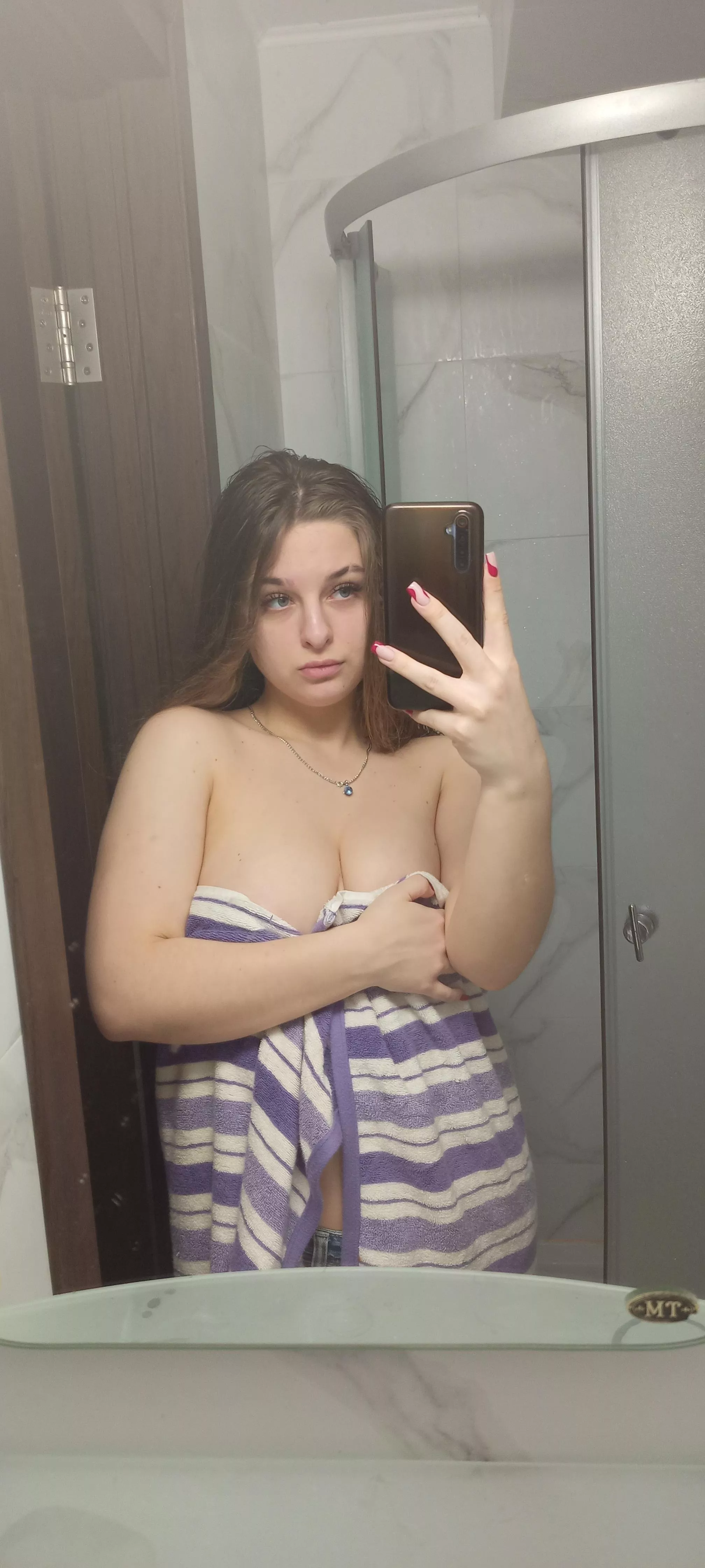 I need your help with washing my boobies posted by prettyxxxz