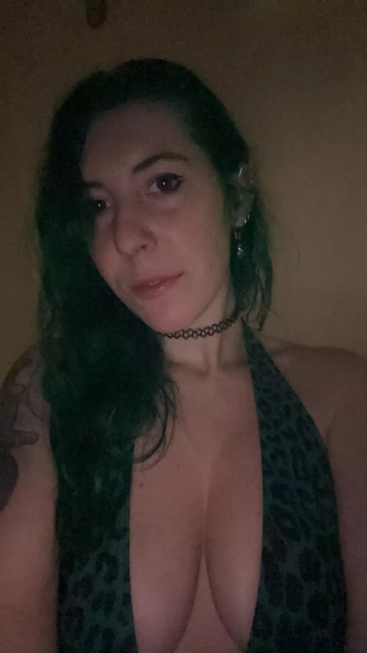 Leopardy selfie posted by sirenskiss3