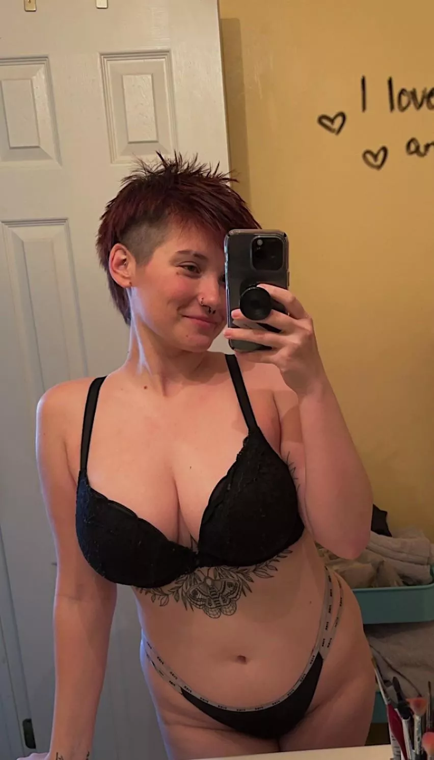 Lil mullet action🖤 posted by BaileyBabyxoxo