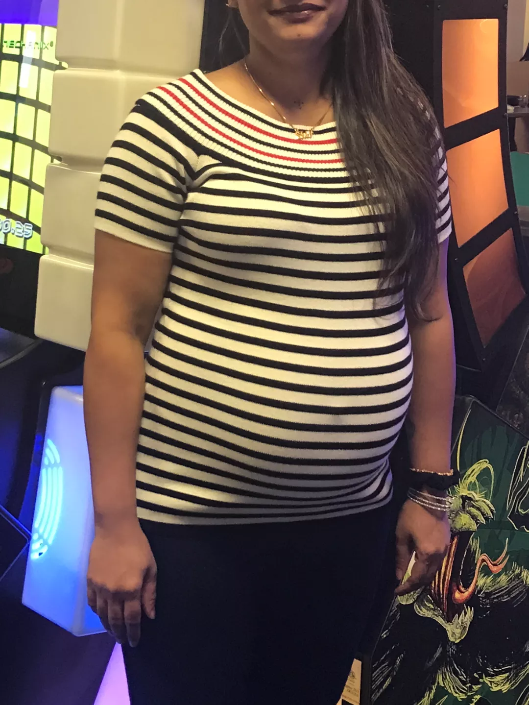 Looking for bull to breed wife 33f usa posted by Ok-Candidate-8794