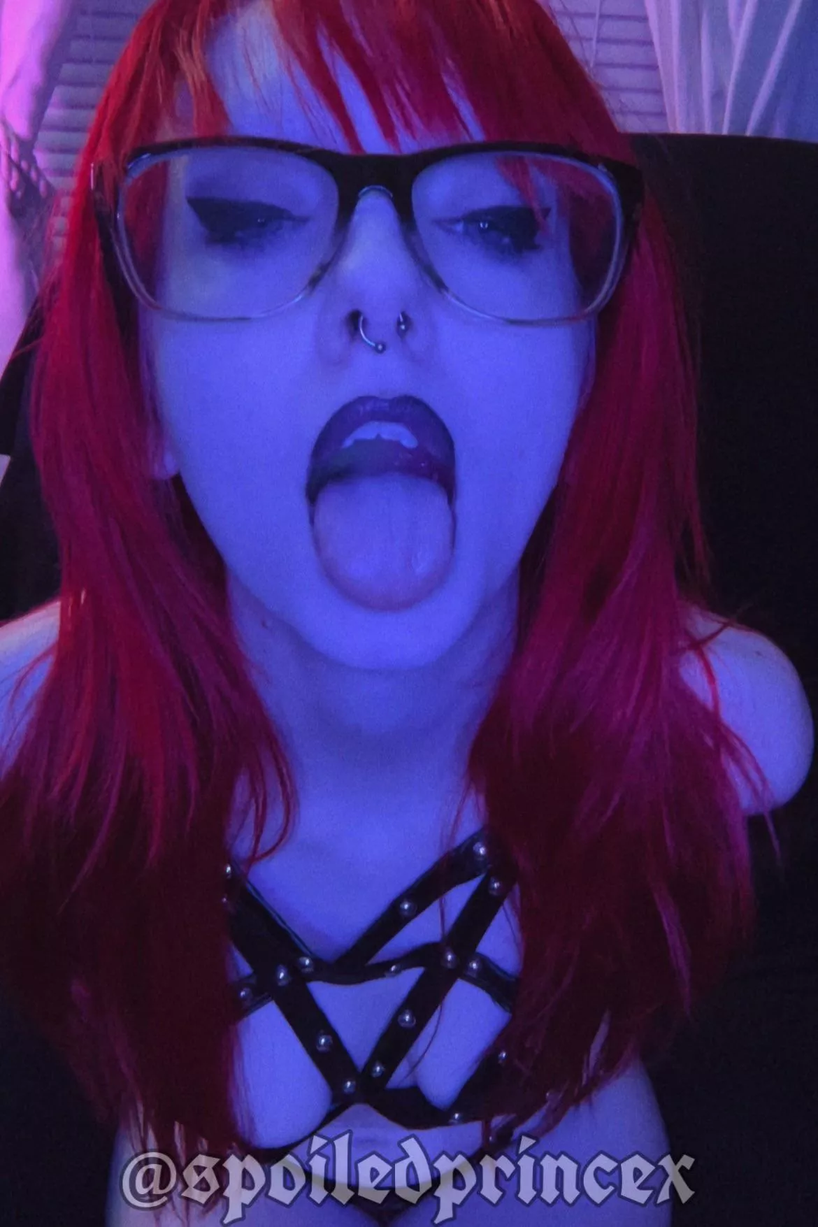 meet me in the pit? 🖤 posted by spoiled_princex