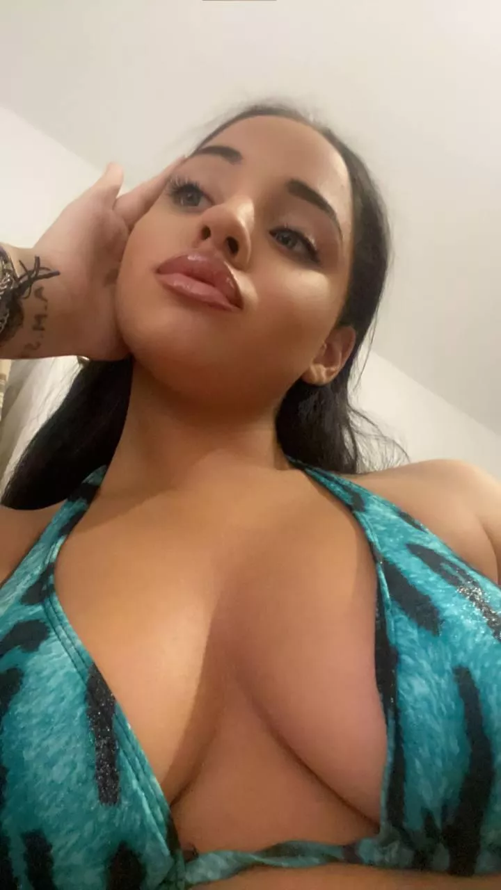 nobody wants to talk to me today posted by NoSunsz