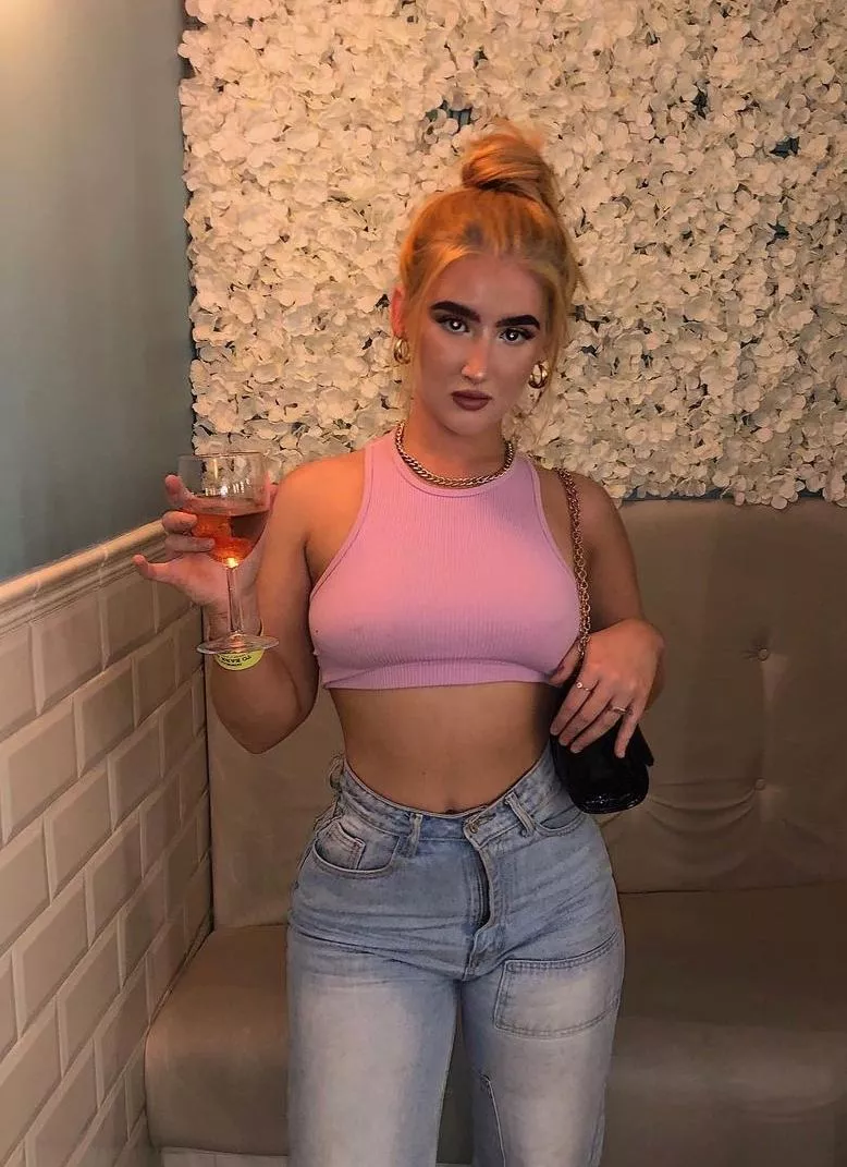 Pink posted by ponexiy