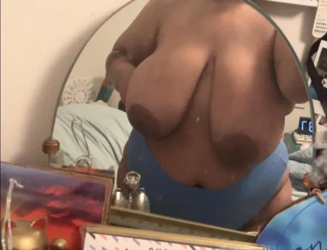 Saturdays are for the bed 😌😋 by zillamum