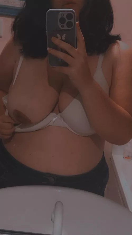 Single, Curvy and Flirty ❤️‍🔥🔥😈 by Curvylicious977