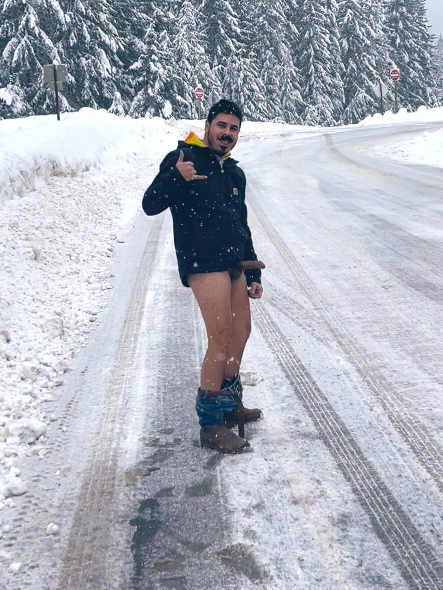 Taking a quick breather posted by lilbabyshark