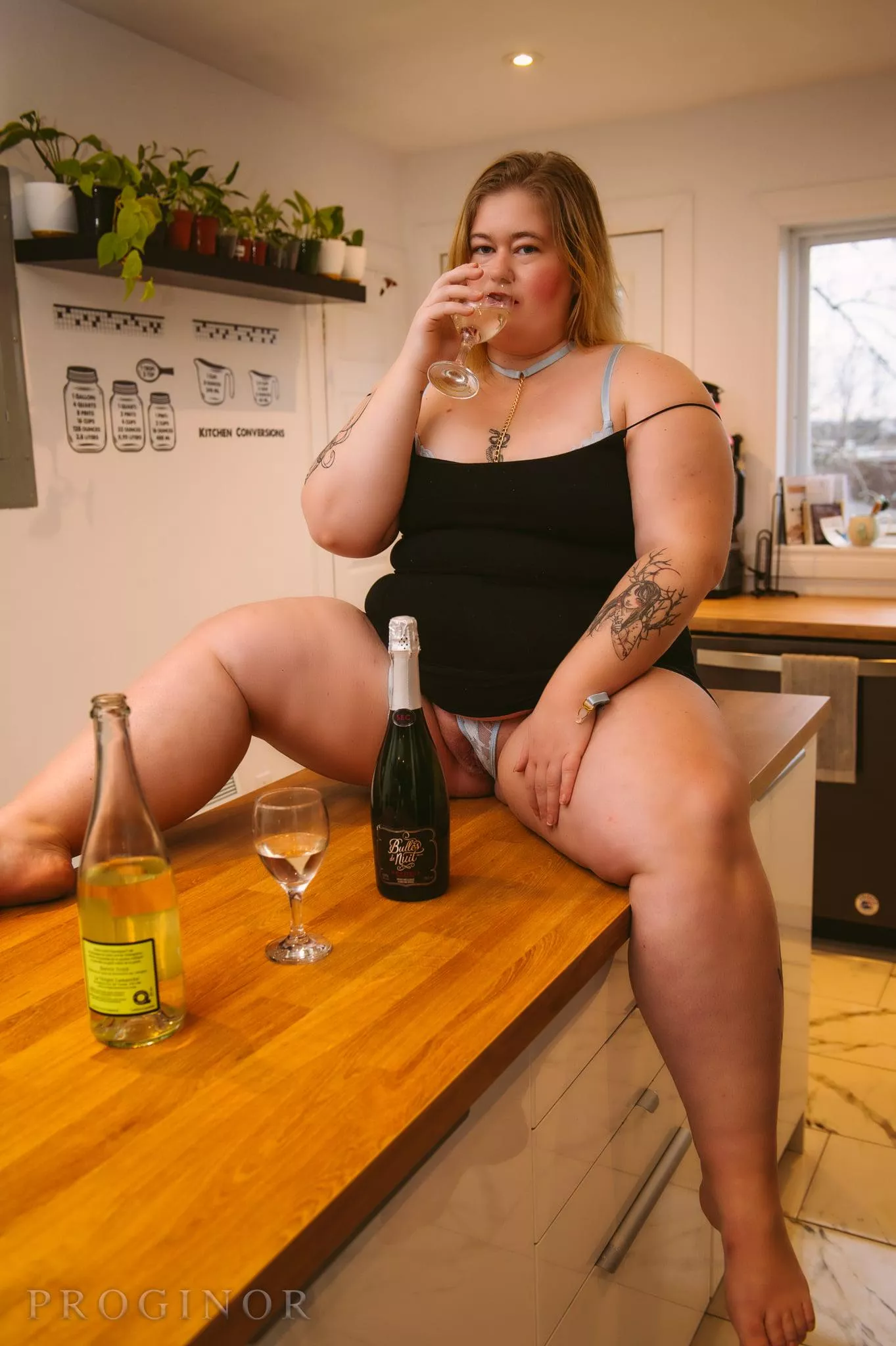 There's a place for you between my thick thighs posted by yourbigbuttgf