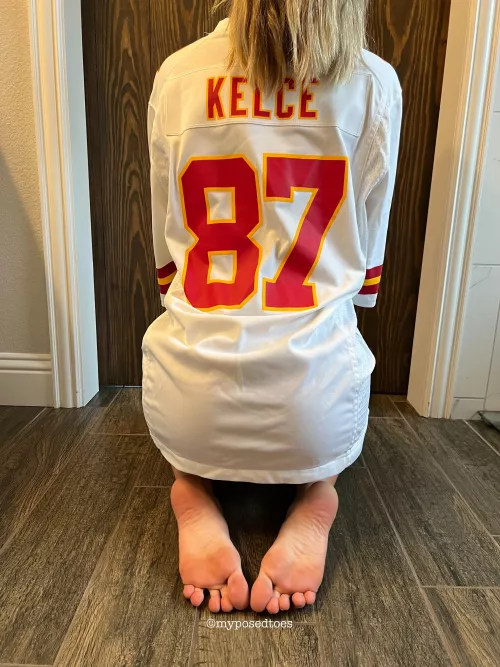 Wishing you a soleful Sunday and wishing for a Chiefs win! by myposedtoes