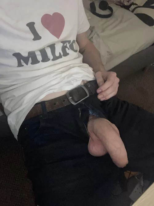 Would you suck my soft cock? by Low_Nefariousness500