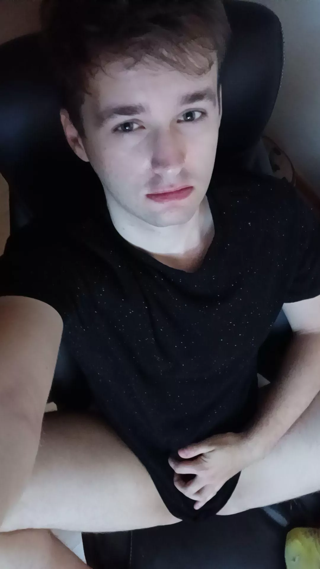 23 sub, looking for older master, to show off and be controlled. Sc: exploring.boy posted by Frosty_Complaint3548