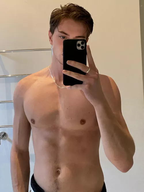 24 us. I wanna cum now. Hairy muscle men add me with face and watch me cum. alext6149 by Otherwise_Team_9933