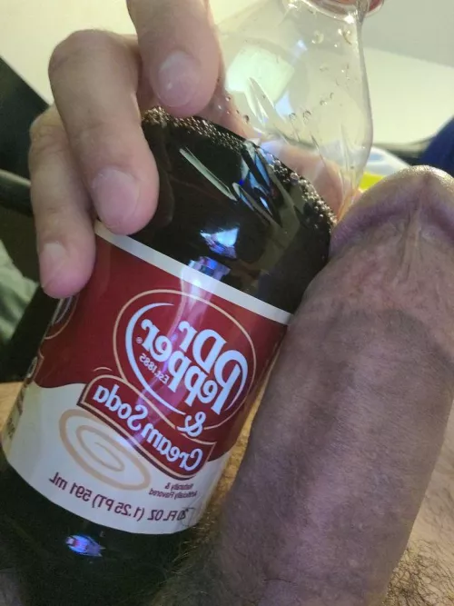 36M visiting Seattle in February. Experienced, clean, recent test and vasectomy. DM for more details! by Starr-Jay