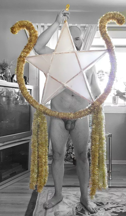 (53) removing ugly decoration from Christmas by orangechrub