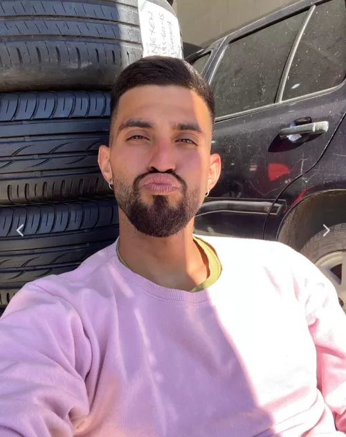 a kiss for everyone 😘 by olalahot