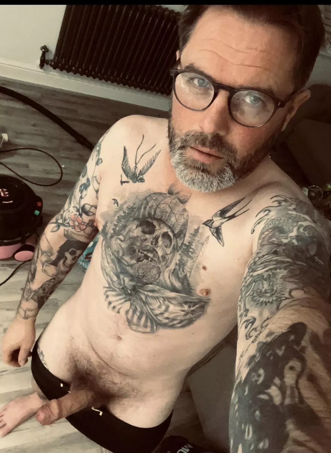 A spot of hovering posted by Effective-Voice5902