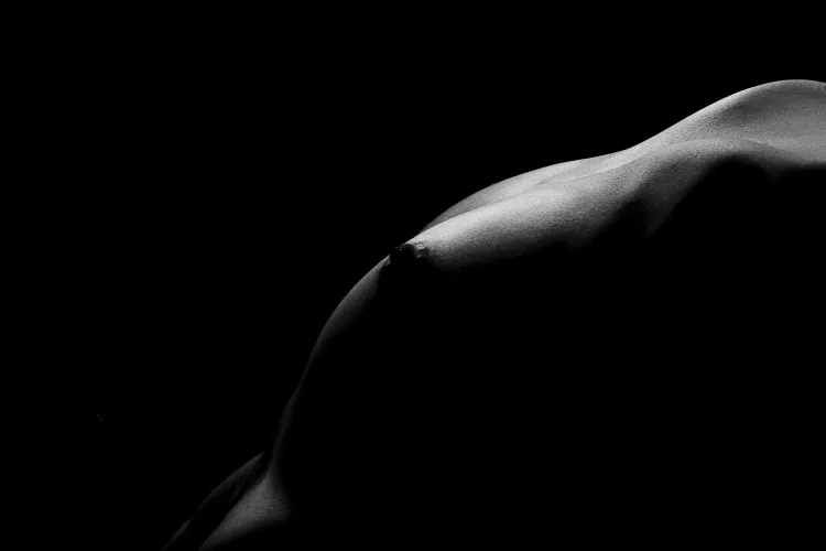 Black and White bodyscape by One_Scene4263