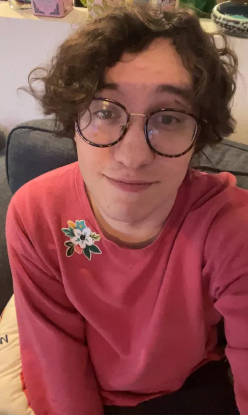 Can you tell I barely sleep ?😂 by 2_manybooks