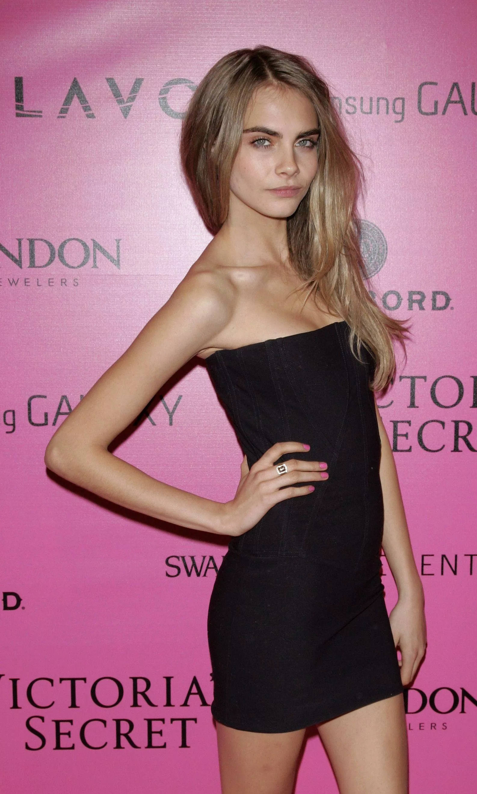 Cara Delevingne posted by BigCannon111