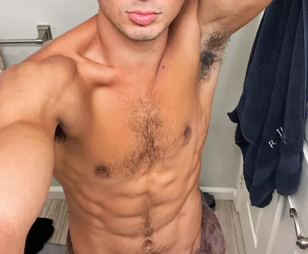 Clicked this one especially for this sub. Where my ladies at? 🫦 by Severe-Poet1541