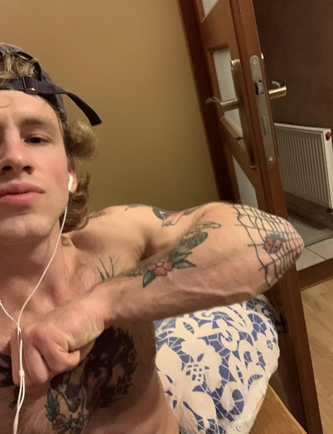 Confidence written all over me posted by AlphaJake23