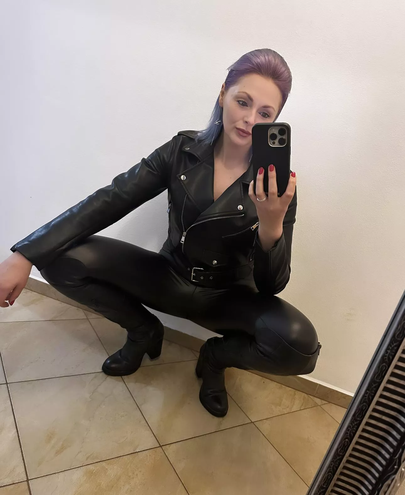 Do you think leggings are sexy ? posted by theinkedsiren1