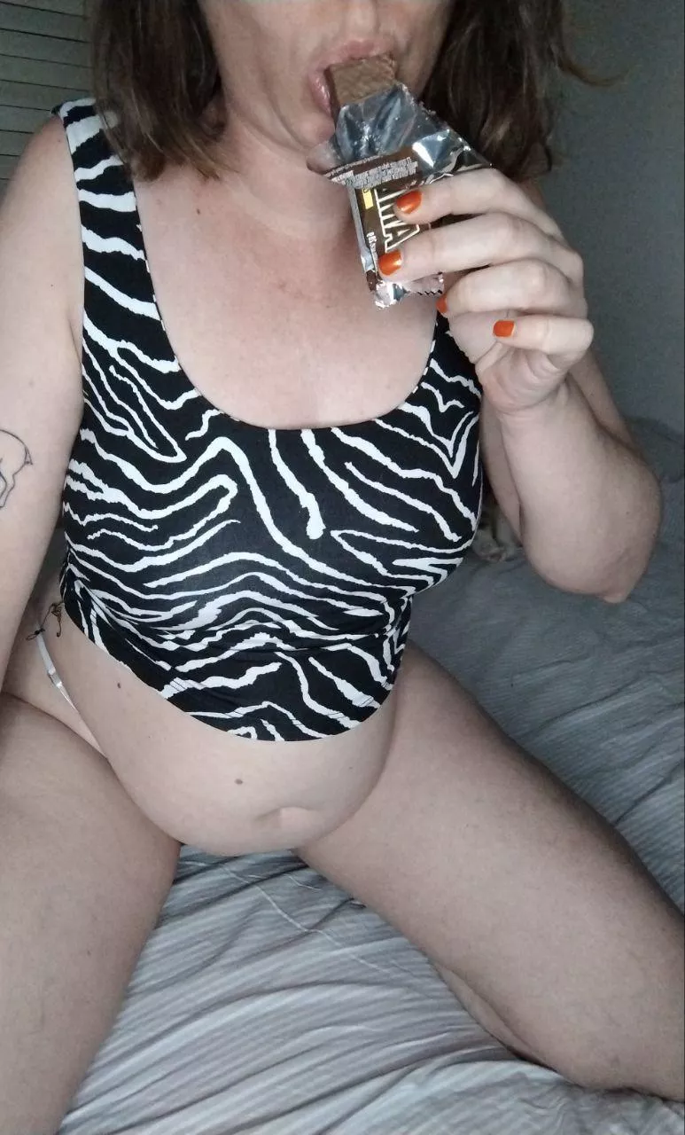 fuck the diet, I just want to eat without problems, do you think I'm wrong? posted by LanaSweetb