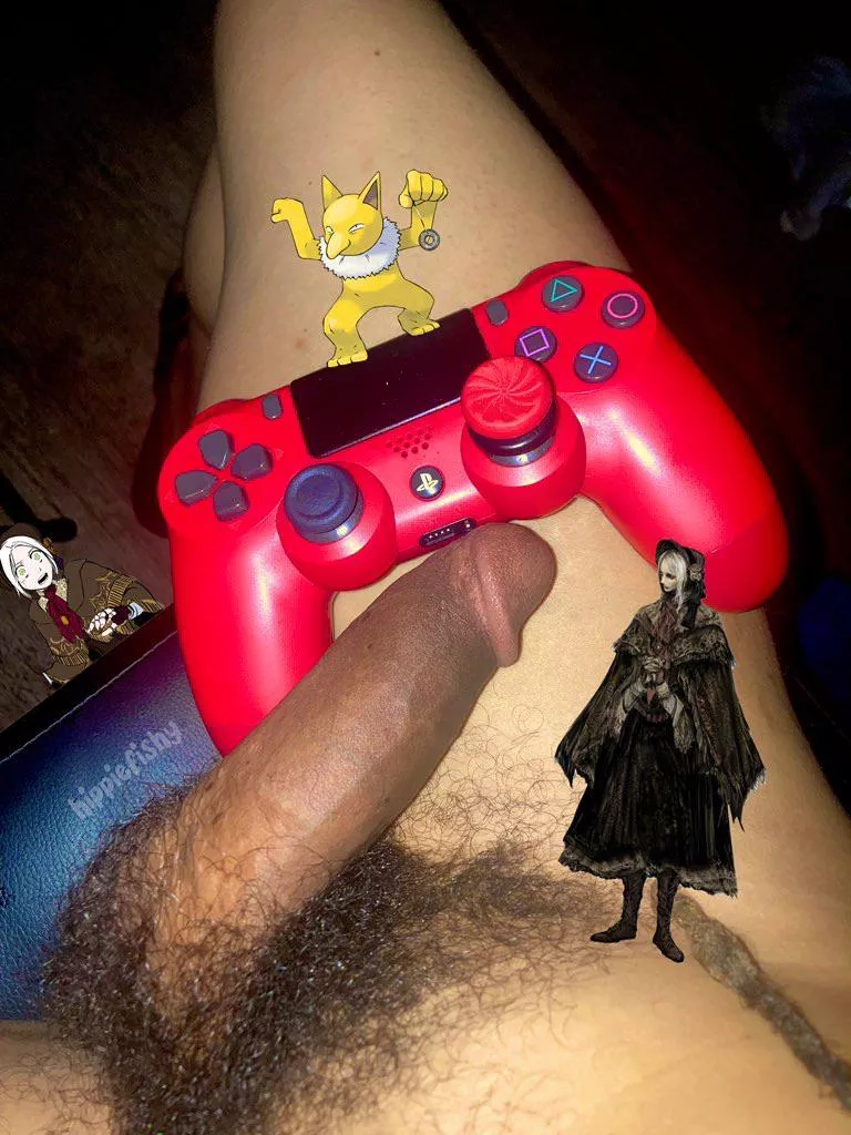 gamer’s delight 🎮❤️‍🔥 posted by thislinkisded