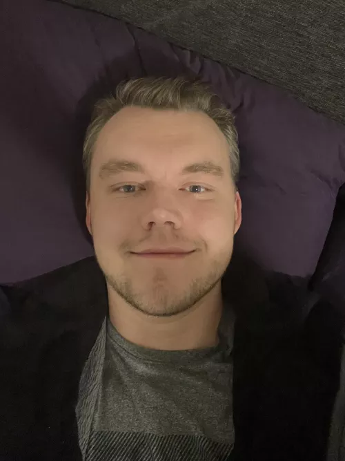 Getting cozy in a robe by BackwardsHats